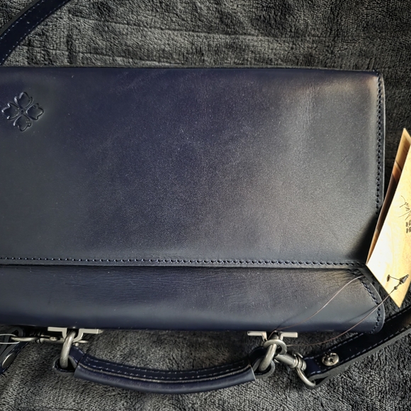 LEATHER PATRICIA NASH Elegant Navy Blue Floral Embossed Handbag NWT NO CALLOUTS - Picture 6 of 8